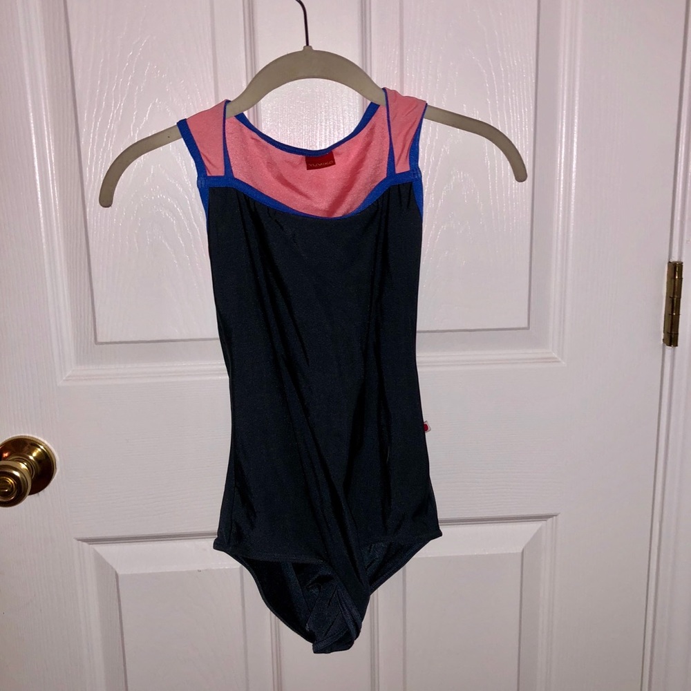 Yumiko Medium Becky Leo